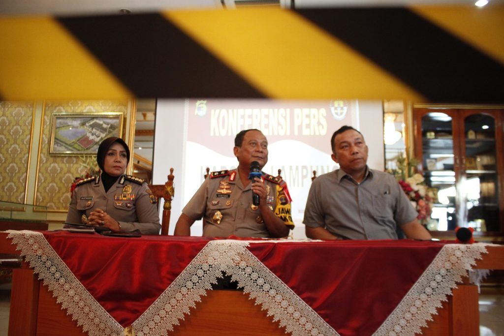 Pemuda Pembuat Bungkusan Diduga Bom Ditangkap