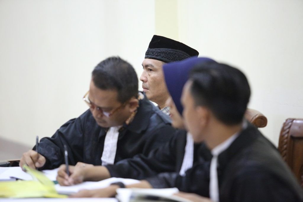 Palsukan Tanda Tangan, Kakak Menantu Dipidana