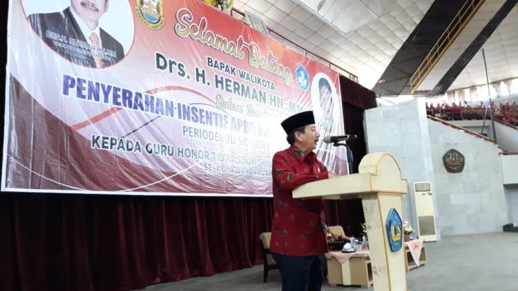 Bupati Way Kanan Terima WTP Ke-12 Kali Berturut-turut