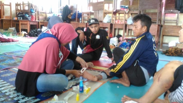 IIB Darmajaya Bantu Korban Bencana