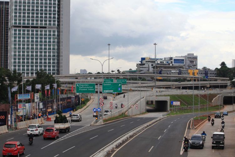 Segera Selesaikan Pekerjaan Jalan Palasaji-Bumidaya