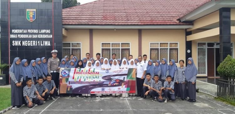 Polres Lambar Sosialisasikan Millenial Road Safety