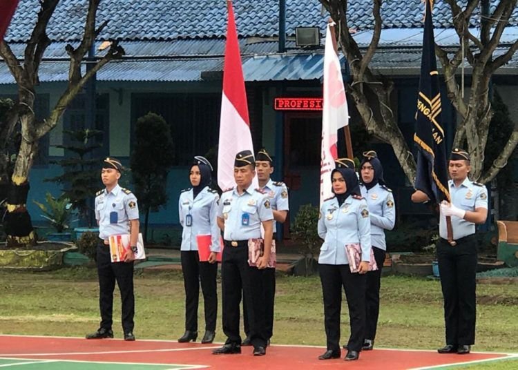 Kepala dan CPNS Rutan Krui Hadiri Janji Kinerja