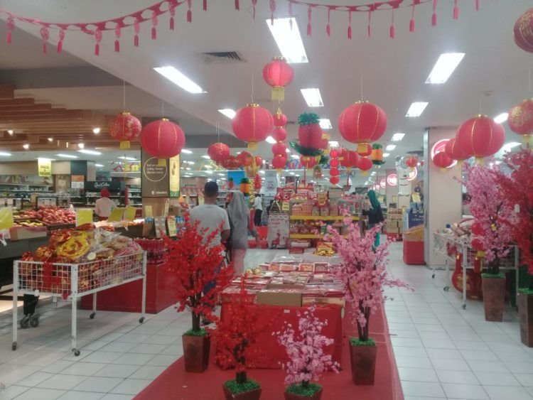 PERNAK-PERNIK IMLEK.
(Dok. Lampung Post)