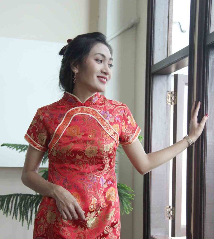 Keanggunan Gaun Cheongsam