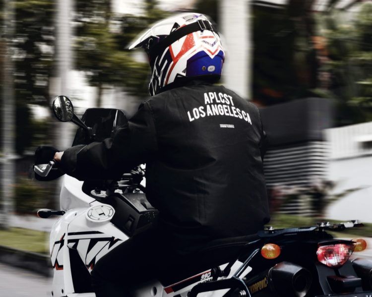 ilustrasi  Applecoast Motowear