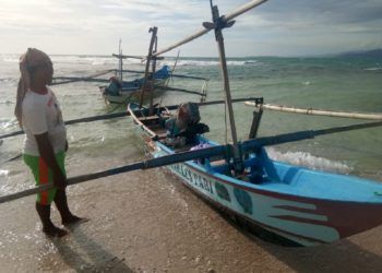 Cuaca Ekstrem, Nelayan Tidak Melaut