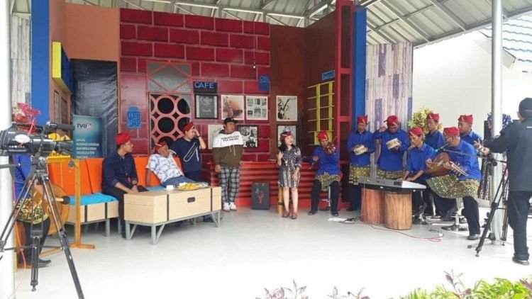 Desa Palembapang Ciptakan Ide Kreatif Bidang Kesenian