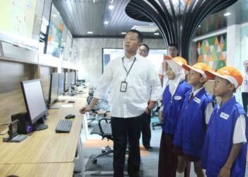 Melihat Kecanggihan Pelabuhan Panjang