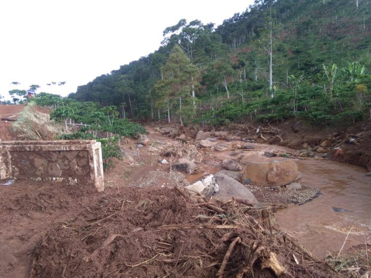 Banjir Bandang Rusakkan 26 Jembatan di Pagardewa