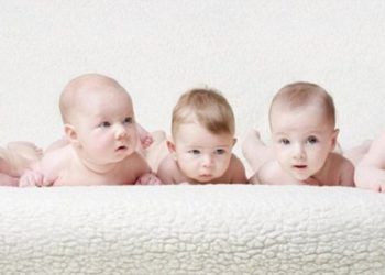 Balita Terjepit di Eskalator Mal Central Plaza