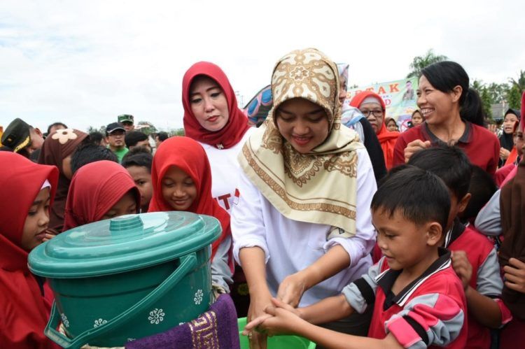 Chusnunia Canangkan Gerakan Serentak PSN