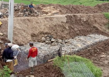 Usai Perbaiki Tanggul, BBWSMS Bangun Beronjong