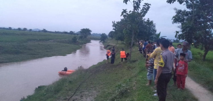 Bocah Tenggelam Sudah Tiga Hari Belum Ditemukan