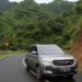 KETANGGUHAN WULING ALMAZ. Wuling Almaz tangguh pada ragam tanjakan di Geopark Ciletuh, Sukabumi, Senin (11/3).
n DOK WULING MOTORS