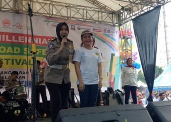 Prilly Latuconsina