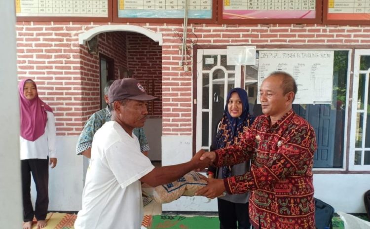 Petani Korban Banjir Dapat Bantuan Benih
