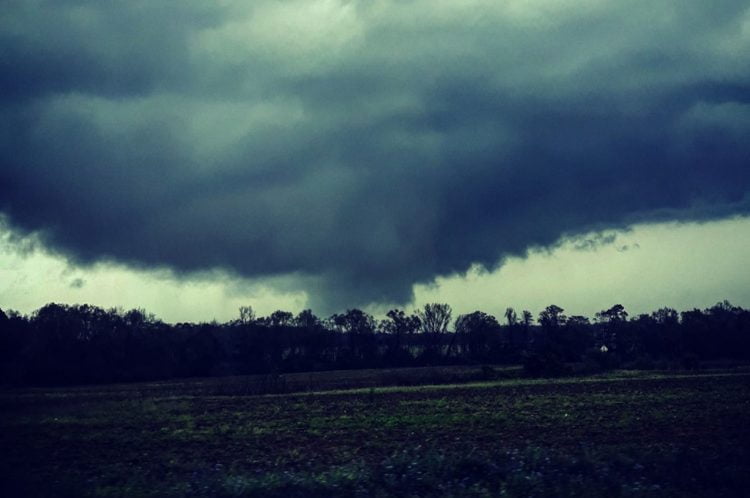 This handout image provided by Justin Merritt from his Instagram account shows a tornado in Dothan, Alabama on March 3, 2019. - A tornado killed 14 people and caused "catastrophic" damage in the southern US state of Alabama on March 3, a local sheriff said. "At this time, we have 14 confirmed fatalities," Lee County Sheriff Jay Jones said in a video posted on Facebook by a journalist from a local CBS affiliate. (Photo by Handout / COURTESY OF JUSTIN MERRITT, INSTAGRAM / AFP) / RESTRICTED TO EDITORIAL USE - MANDATORY CREDIT "AFP PHOTO / JUSTIN MERRITT via INSTAGRAM" - NO MARKETING NO ADVERTISING CAMPAIGNS - DISTRIBUTED AS A SERVICE TO CLIENTS