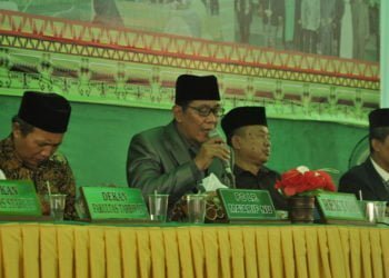 Riwanto Mahasiswa Terbaik Yudisium IAIM-NU