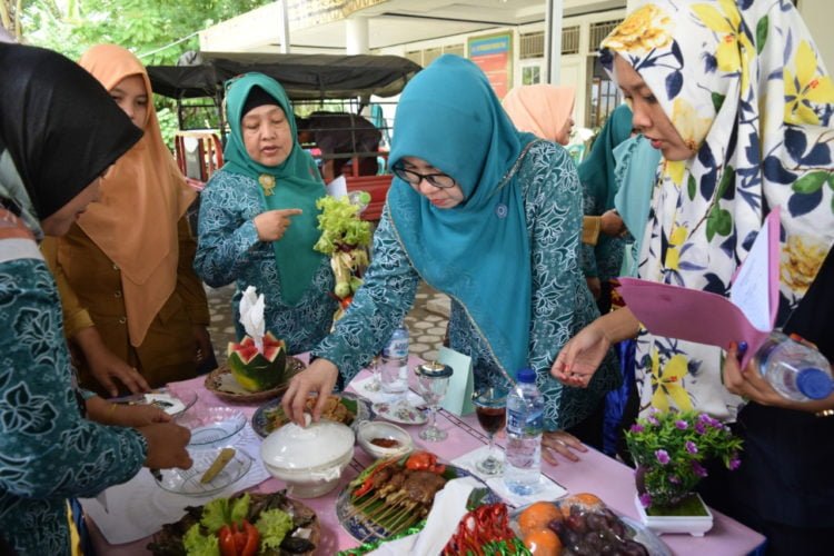 Kegiatan Lomba Tambah Ilmu Ibu Rumah Tangga