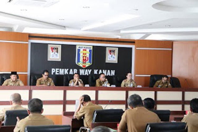 Peresmian Bandara Komersial 6 April