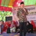 PENGAJIAN MAJELIS TAKLIM. Bupati Lampung Barat Parosil Mabsus saat memberikan amanat pada pengajian majelis taklim di Kecamatan Suoh, Minggu (7/4). (DOKUMENTASI HUMAS PEMKAB LAMBAR)