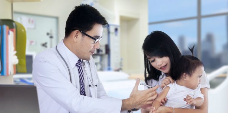 Imunisasi Selama Pandemi Terapkan Protokol Kesehatan