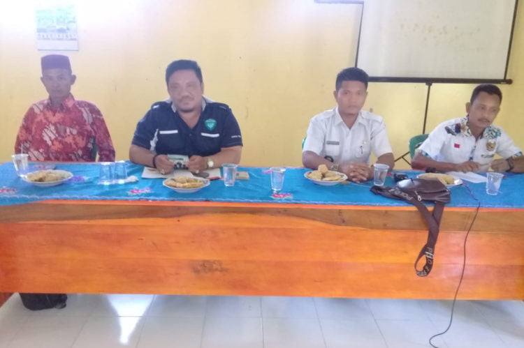 Ketua Abpedsi Tulangbawang Pardianto saat menghadiri rapat. (ISTIMEWA)