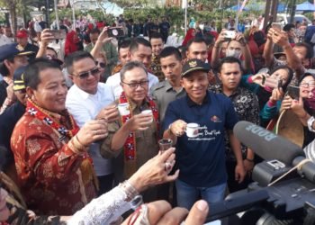 Gubernur Komitmen Sejahterakan Petani Kopi