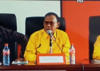 PEMBICARA. Wali Kota Metro Achmad Pairin saat menjadi pembicara pada acara seminar dalam rangka Festival International Folklore di Agadir, Maroko, Jumat (12/7). (ISTIMEWA)