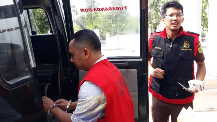 Mantan Kakam Tilap DAK untuk Judi