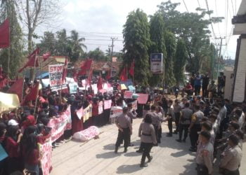 Demo Mahasiswa Sampaikan Lima Pernyataan Sikap