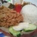 Pedasnya ayam geperk bikin naggih. (LAMPUNG POST/SUKISNO)