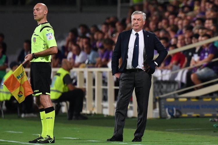 Carlo Ancelotti (kanan)(AFP/ANDREAS SOLARO)