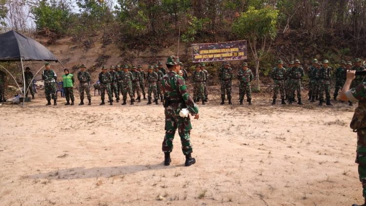 Latihan Menembak untuk Asah Keterampilan Prajurit