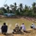 Calon Kades Kampanye di Kolam Pemancingan