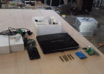 BARANG BUKTI. Barang bukti yang diamankan Densus 88 Antiteror Mabes Polri dari para tersangka yang diamankan. (DOKUMENTASI DENSUS)