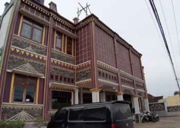 Pemkot Bantu Dirikan Masjid Berornamen Lampung