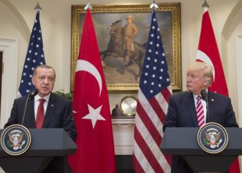 Invasi Turki Berlanjut di Suriah, AS Jatuhkan Sanksi