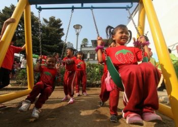 Peduli terhadap anak. (Ilustrasi)