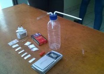 Dua Pria Gunakan Sabu-Sabu di Bengkel