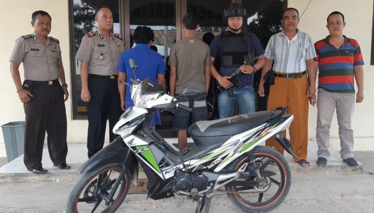 Polisi Nyamar Jadi Pembeli Motor Curian