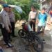 MOTOR TERBAKAR. Sepeda motor terbakar di SPBU Simpang Palas, Rabu (21/11). DOKUMENTASI WARGA