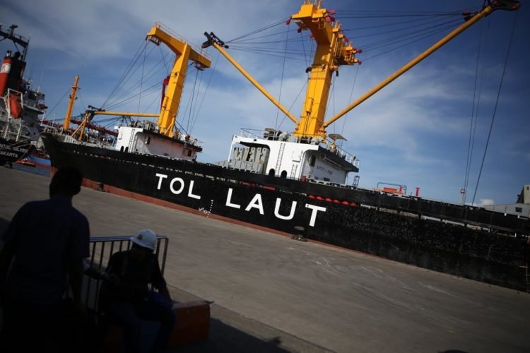 Langkah Kemenhub Atasi Monopoli Tol Laut