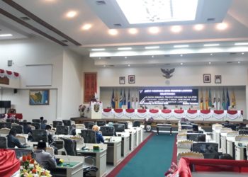 Molor dan Minim Kehadiran Warnai Paripurna DPRD