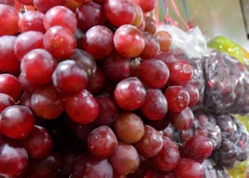 Anggur Murah Pinggiran Jalan Aman Dikonsumsi