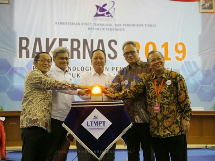 Pemerintah meluncurkan Lembaga Tes Masuk Perguruan Tinggi (LTMPT) saat penutupan Rapat Kerja Nasional 2019 di Semarang, Jawa Tengah, Jumat, 5 Januari 2019. (MI)