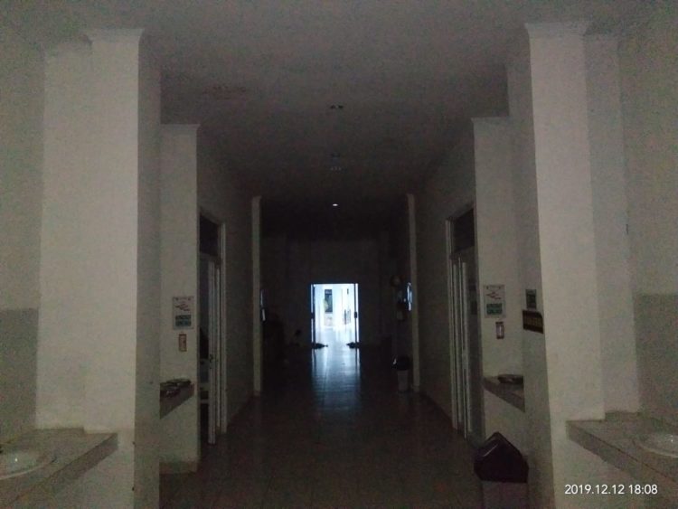 Kondisi RSUD Pesawaran yang mengalami pemadaman listrik. ISTIMEWA