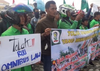 Buruh di Mesuji Nilai RUU Omnibus Law Merugikan