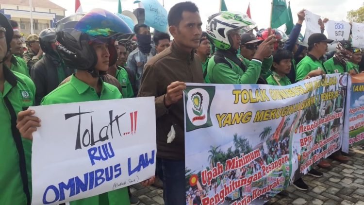 Buruh di Mesuji Nilai RUU Omnibus Law Merugikan